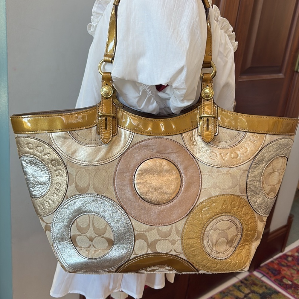 Coach  Vintage  Carly   patchwork NO callouts  canvas/leathers patent & metallic